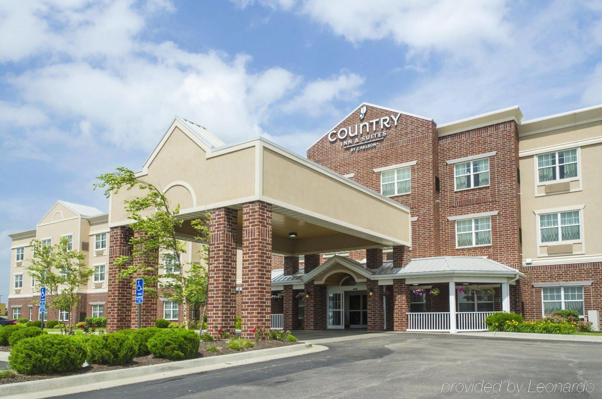 Country Inn & Suites By Radisson, Kansas City At Village West, Ks Bonner Springs Exterior foto